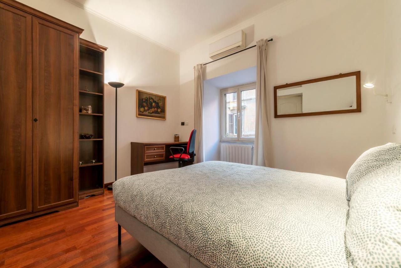 Apartment San Lorenzo Cozy And Comfortable Flat Rom